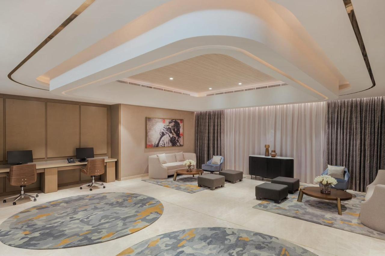 Paramount Hotel Midtown Dubai Exterior foto The Business Centre at The Ritz-Carlton, DIFC