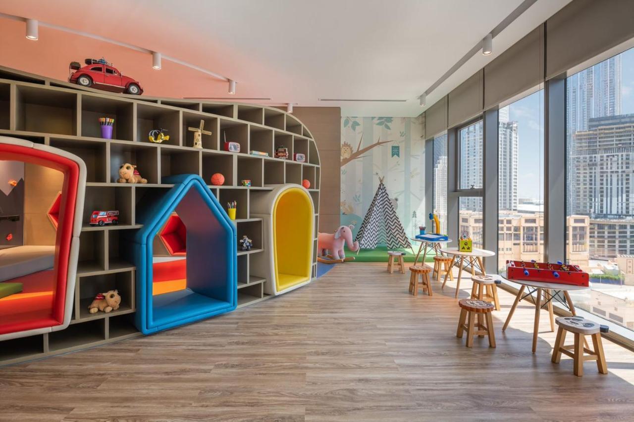 Paramount Hotel Midtown Dubai Exterior foto Kids Club