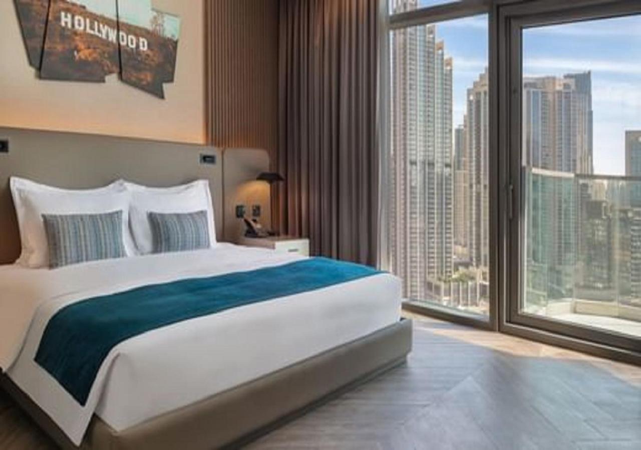 Paramount Hotel Midtown Dubai Exterior foto A bedroom at the hotel